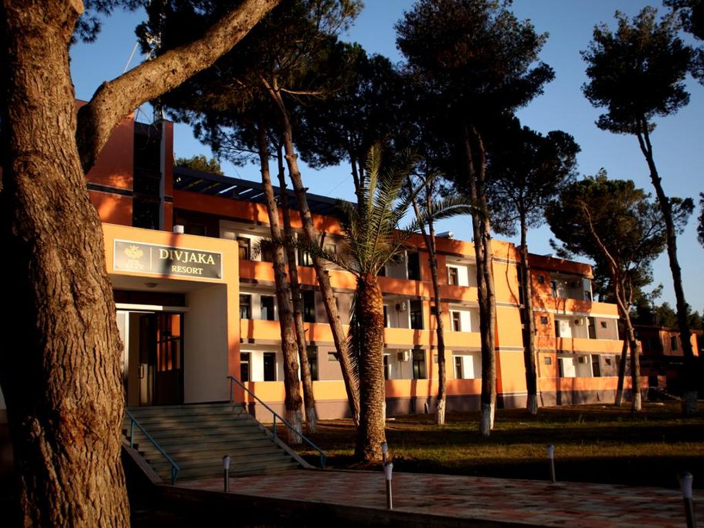 Divjaka Resort
