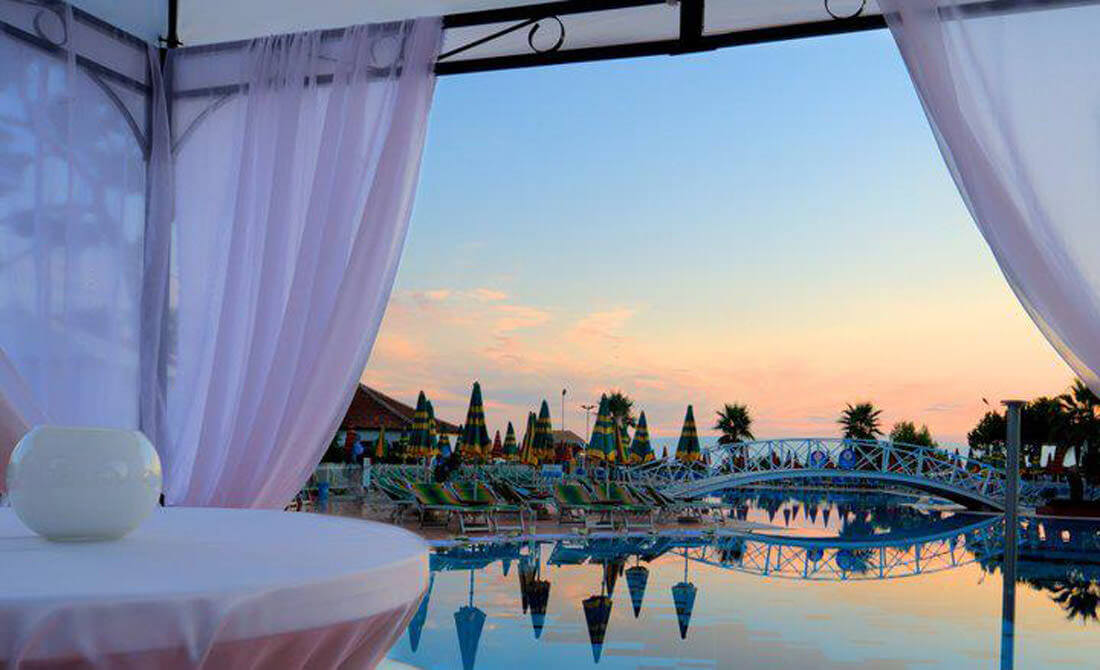 Tropikal Resort