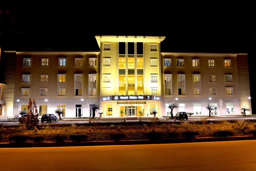 Grand White City Hotel