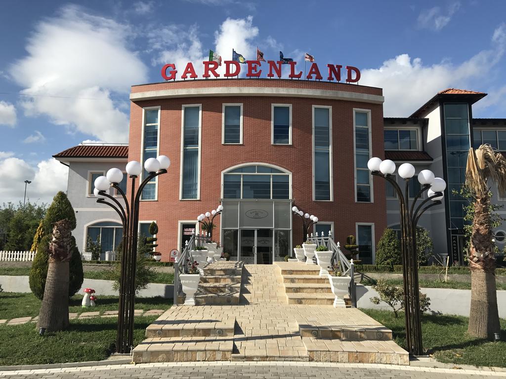Gardenland Resort